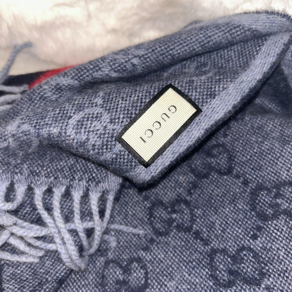 Gucci Blue & Red Scarf- BRAND NEW - Picture 4 of 11
